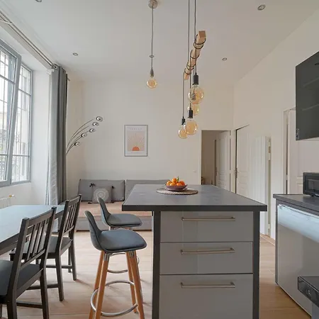 Bel Buttes-chaumont Apartment Paris